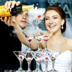 Бармен-шоу на свадьбу Бармен-шоу на свадьбу