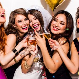 Девичник в кинотеатре Девичник в кинотеатре