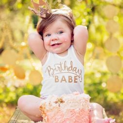 Фотосессия на год девочке Фотосессия на год девочке