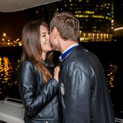 Предложение руки и сердца на яхте Предложение руки и сердца на яхте