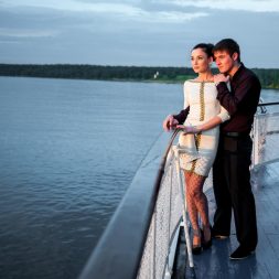 Романтический ужин на теплоходе Романтический ужин на теплоходе