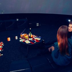 Предложение руки и сердца в планетарии Предложение руки и сердца в планетарии