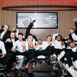 Мальчишник в отеле Мальчишник в отеле